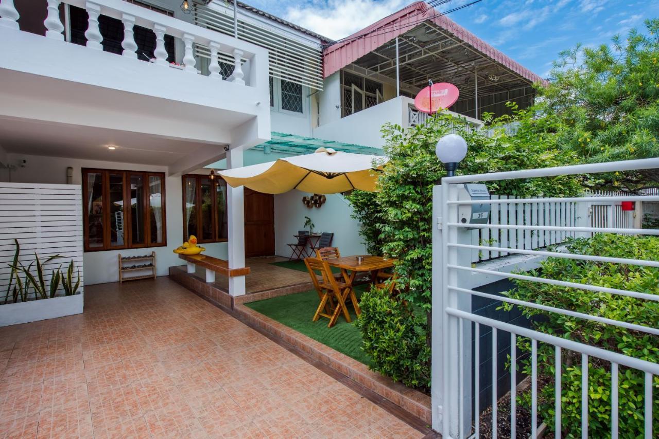 White Beach House Hua Hin 20 Second To The Beach Eksteriør billede