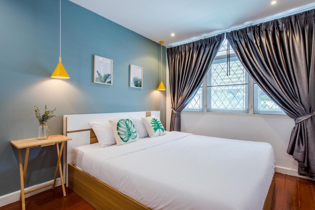 White Beach House Hua Hin 20 Second To The Beach Eksteriør billede