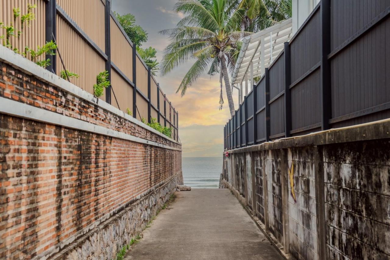 White Beach House Hua Hin 20 Second To The Beach Eksteriør billede